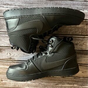 NIKE COURT BOROUGH MID WINTER SIZE MENS 9.5